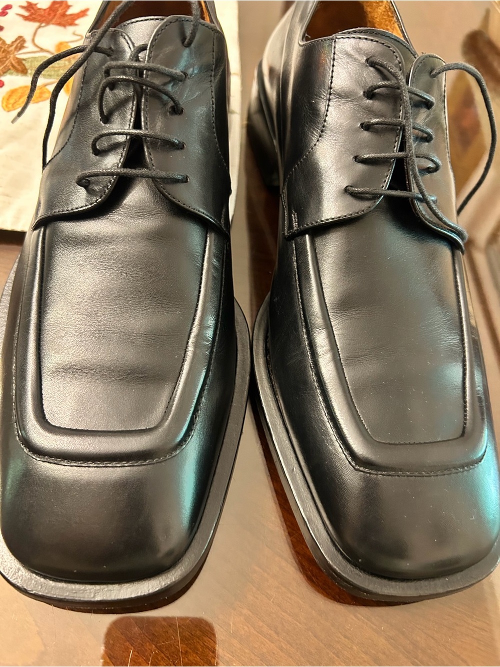 Gucci Black Leather Dress shoes - Picture 8 of 11